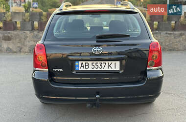 Универсал Toyota Avensis 2004 в 