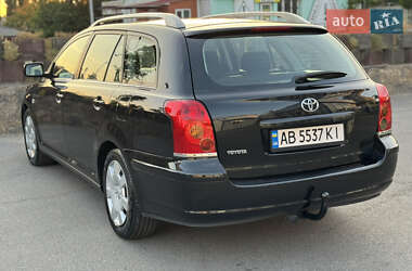 Универсал Toyota Avensis 2004 в 