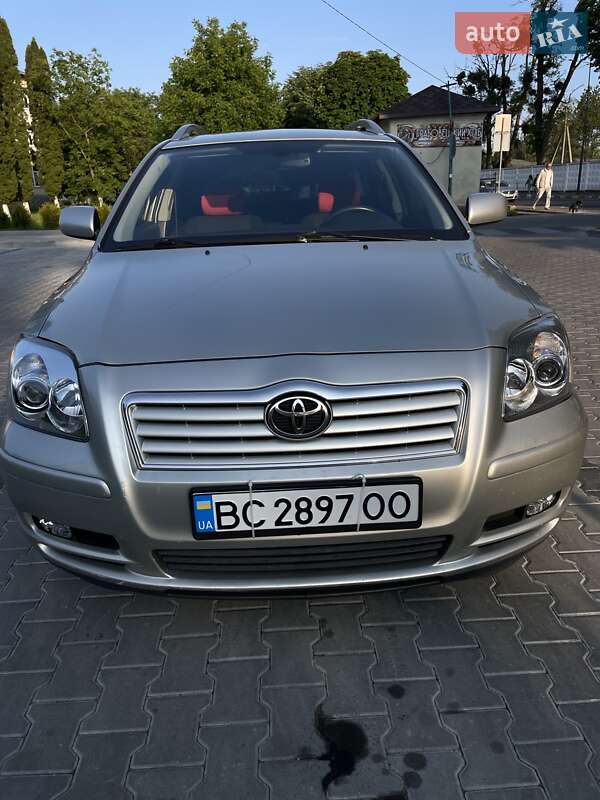 Toyota Avensis 2005
