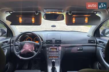 Седан Toyota Avensis 2008 в 