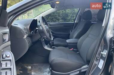 Седан Toyota Avensis 2008 в 