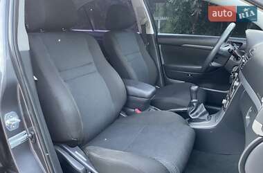 Седан Toyota Avensis 2008 в 