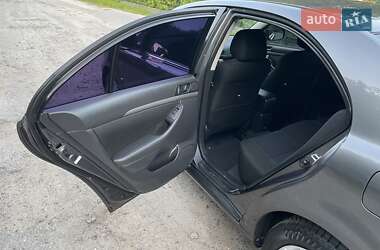 Седан Toyota Avensis 2008 в 