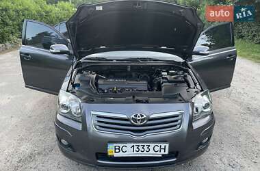 Седан Toyota Avensis 2008 в 