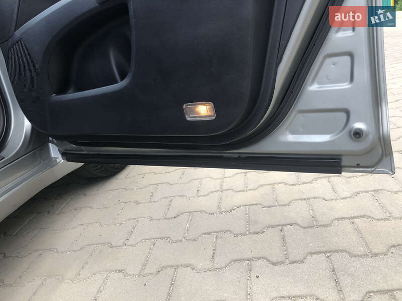 Универсал Toyota Avensis 2008 в Луцке
