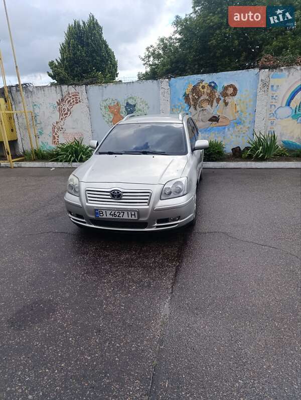 Универсал Toyota Avensis 2003 в Кременчуге