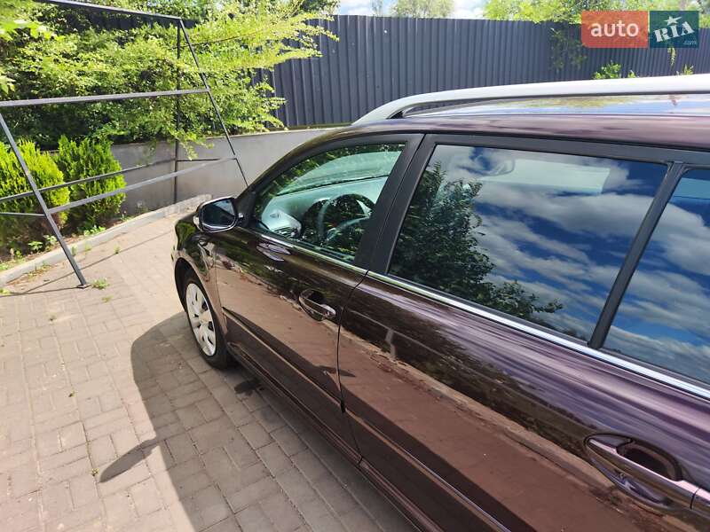 Универсал Toyota Avensis 2007 в Краматорске