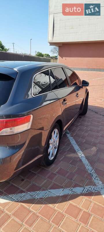 Универсал Toyota Avensis 2009 в Одессе