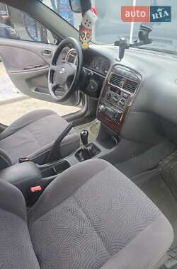 Универсал Toyota Avensis 1999 в 