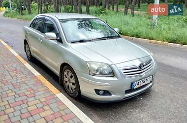 Седан Toyota Avensis 2007 в Ирпене