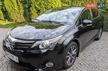 Седан Toyota Avensis 2012 в Житомире