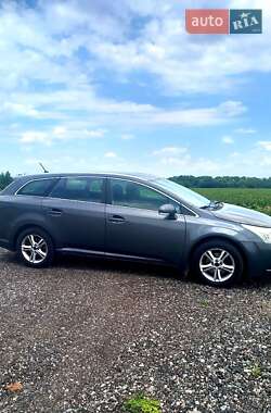 Універсал Toyota Avensis 2009 в 
