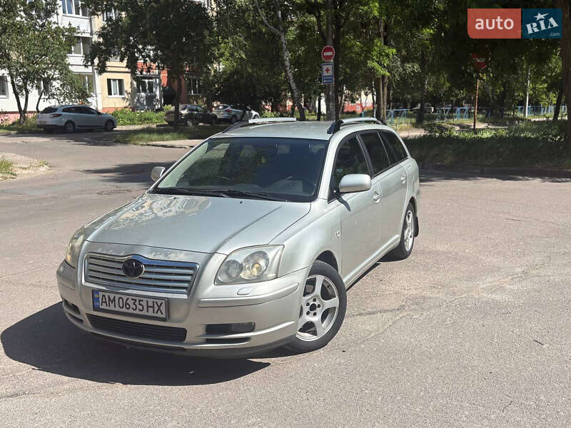 Toyota Avensis 2004