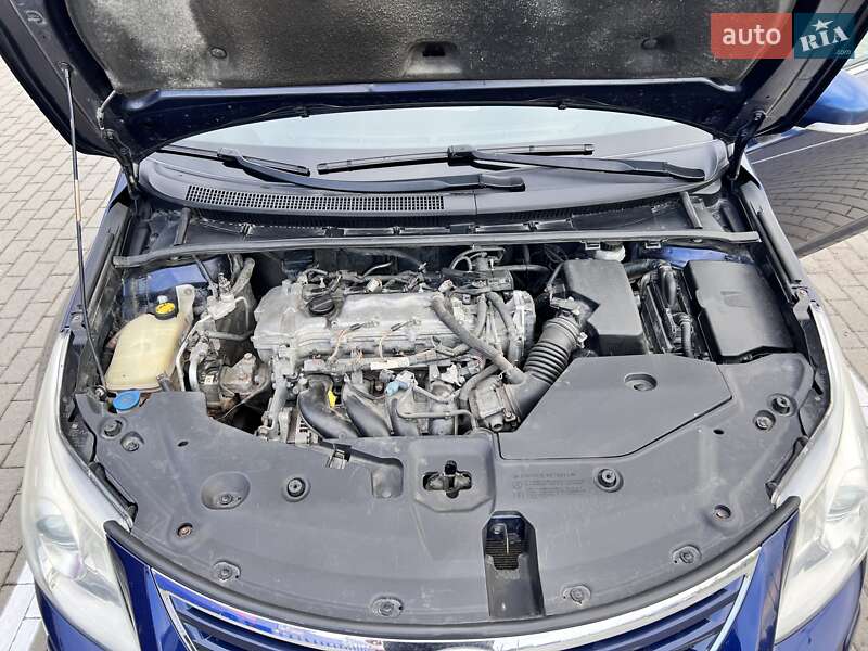 Универсал Toyota Avensis 2011 в Нововолынске
