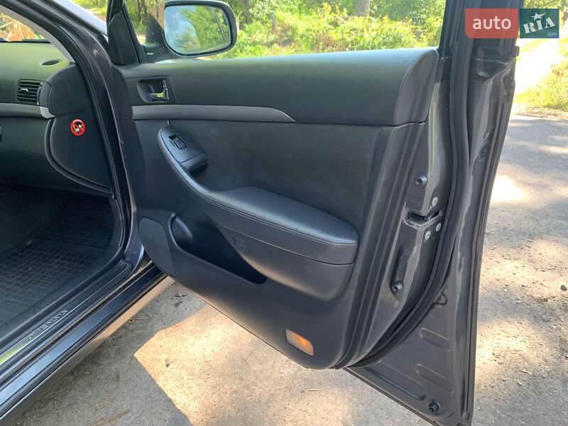 Универсал Toyota Avensis 2006 в Чернигове фото 18 Универсал Toyota Avensis 2006 в Чернигове