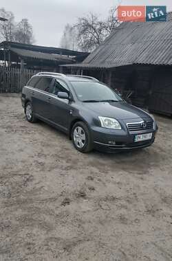 Універсал Toyota Avensis 2005 в Василькові