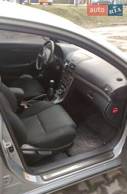 Седан Toyota Avensis 2007 в Краматорске