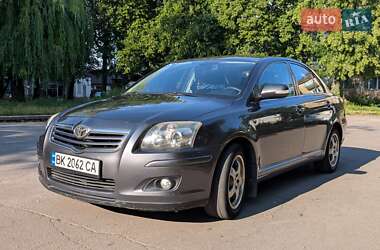 Седан Toyota Avensis 2008 в Рівному