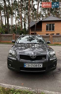 Универсал Toyota Avensis 2007 в Чернигове