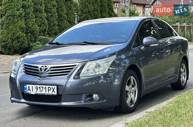 Седан Toyota Avensis 2008 в Киеве