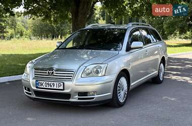 Универсал Toyota Avensis 2005 в Ровно