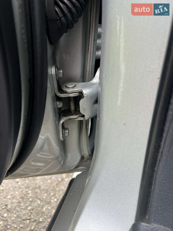 Седан Toyota Avensis 2008 в Трускавце