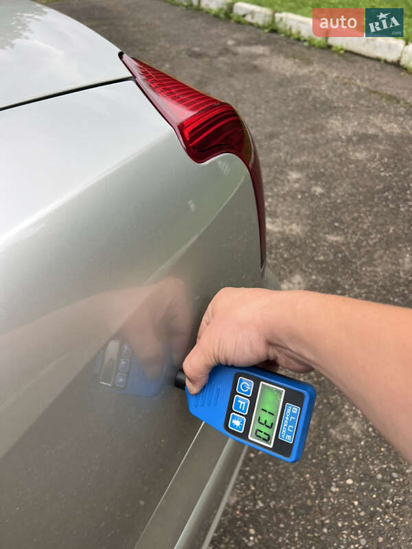 Седан Toyota Avensis 2008 в Трускавце