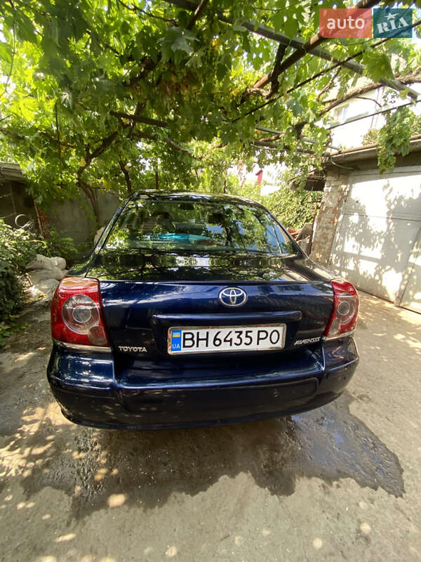 Седан Toyota Avensis 2007 в Одесі