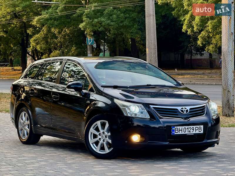 Универсал Toyota Avensis 2009 в Одессе