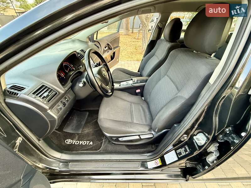 Универсал Toyota Avensis 2009 в Одессе
