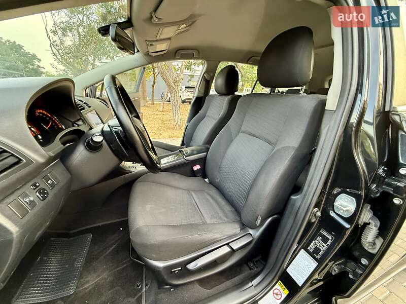 Универсал Toyota Avensis 2009 в Одессе