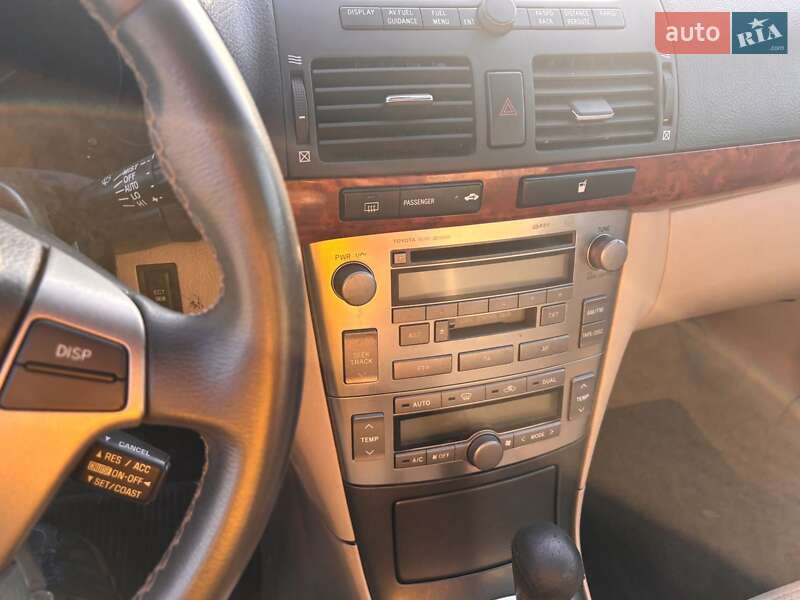 Седан Toyota Avensis 2003 в Овидиополе фото 39 Седан Toyota Avensis 2003 в Овидиополе