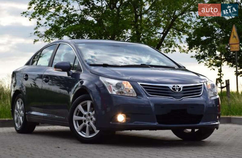 Toyota Avensis 2011