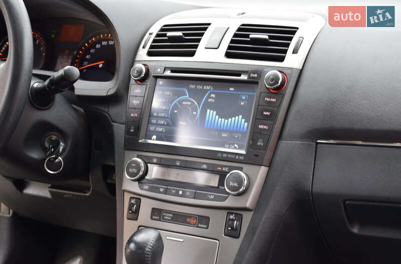 Седан Toyota Avensis 2011 в Николаеве фото 3 Седан Toyota Avensis 2011 в Николаеве