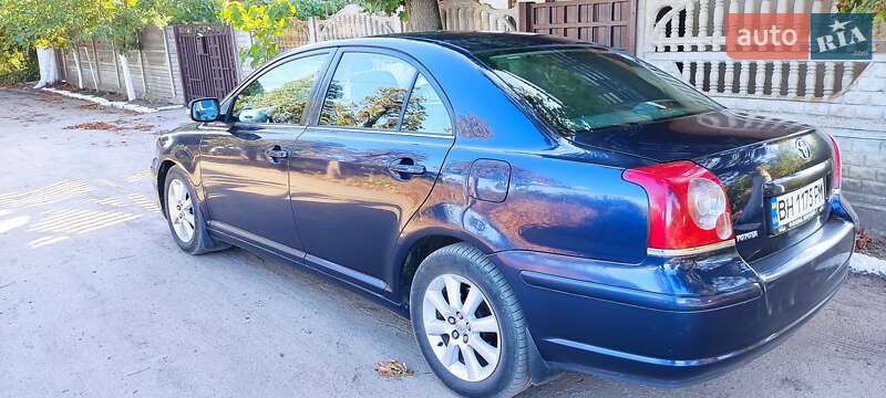 Седан Toyota Avensis 2006 в Одессе