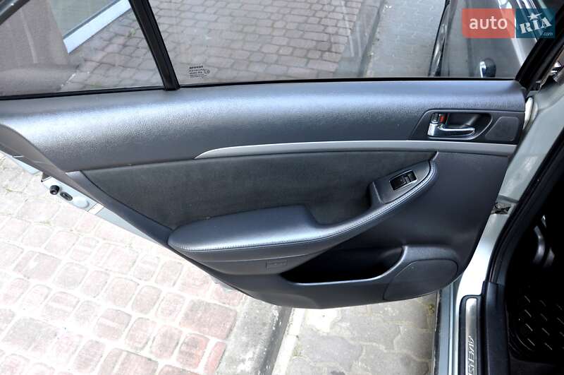 Седан Toyota Avensis 2007 в Львове фото 18 Седан Toyota Avensis 2007 в Львове