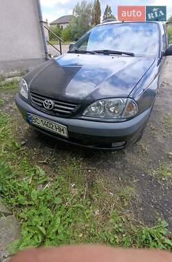 Універсал Toyota Avensis 2000 в Дрогобичі