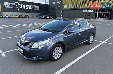 Седан Toyota Avensis 2011 в Києві