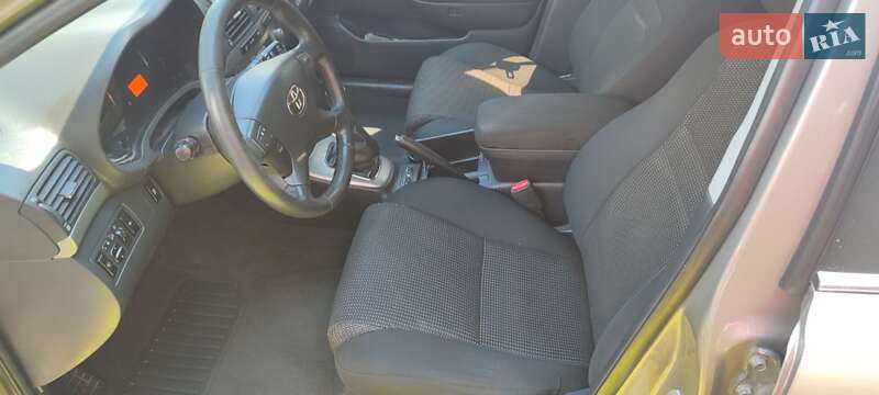 Универсал Toyota Avensis 2007 в Львове фото 29 Универсал Toyota Avensis 2007 в Львове