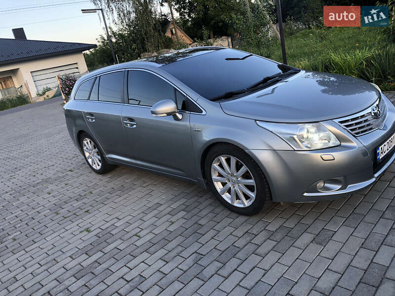 Универсал Toyota Avensis 2008 в Луцке