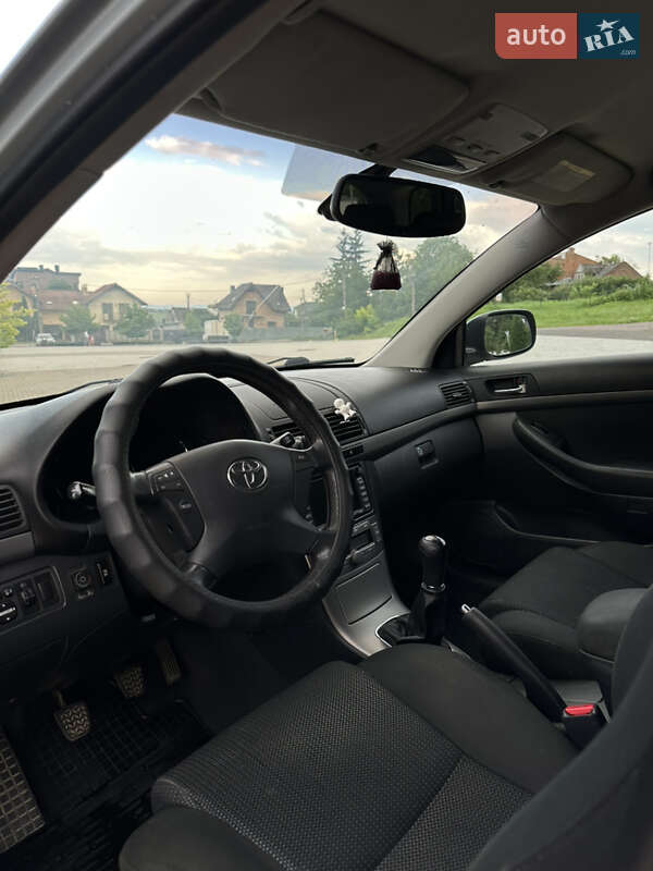 Универсал Toyota Avensis 2007 в Киеве