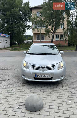 Универсал Toyota Avensis 2010 в Житомире