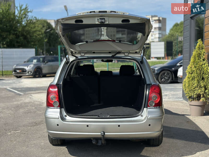 Универсал Toyota Avensis 2008 в Шептицькому