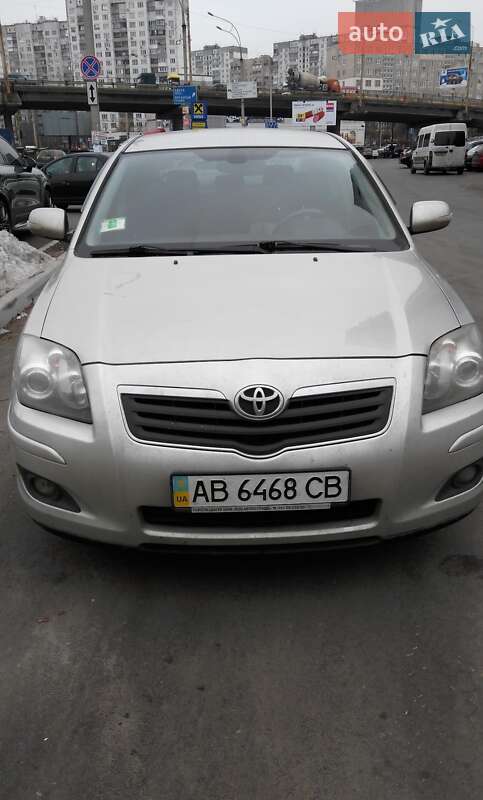 Toyota Avensis 2008