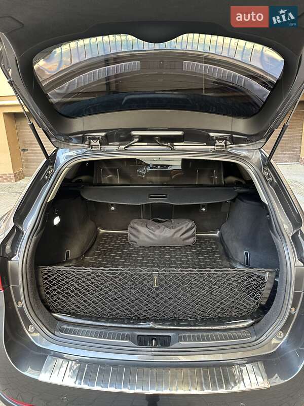 Универсал Toyota Avensis 2016 в Ивано-Франковске