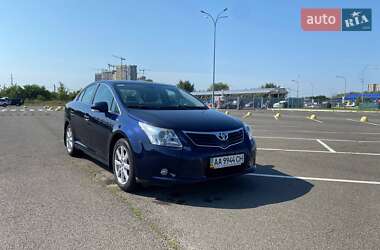 Седан Toyota Avensis 2011 в Києві