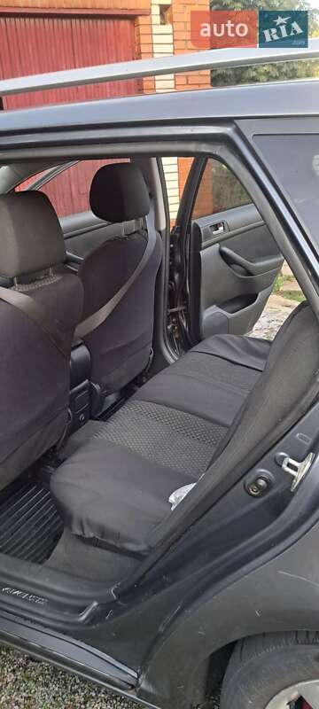 Универсал Toyota Avensis 2005 в Звягеле фото 8 Универсал Toyota Avensis 2005 в Звягеле