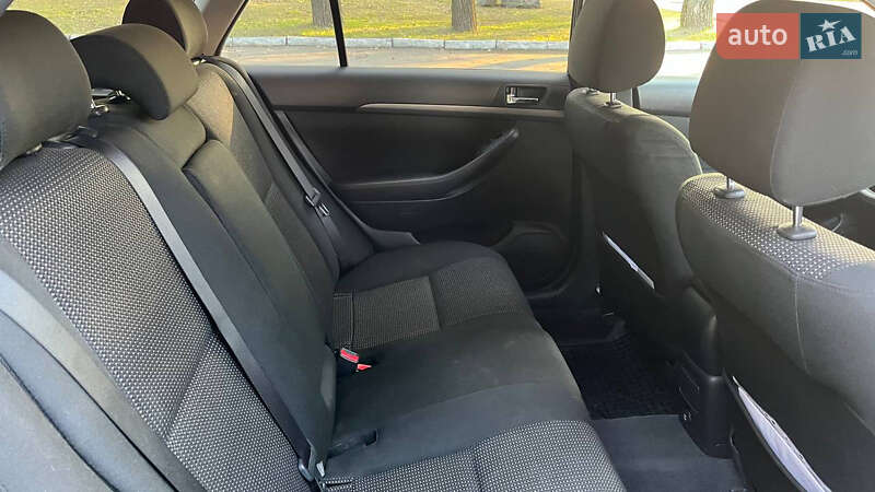 Универсал Toyota Avensis 2006 в Кременчуге