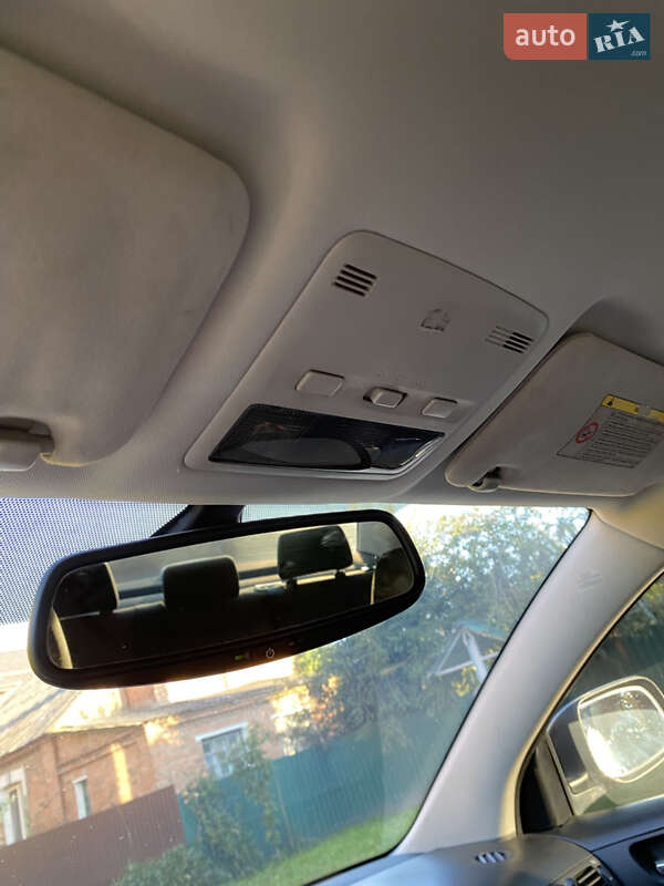 Седан Toyota Avensis 2007 в Виннице