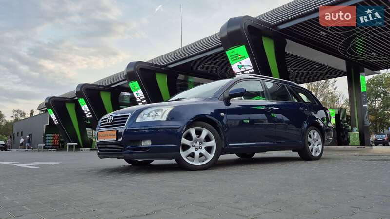 Универсал Toyota Avensis 2003 в Одессе